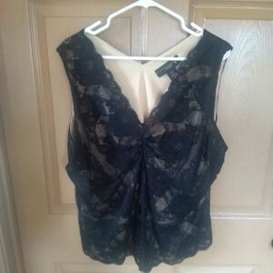 Plus Size Elegant Black Lace Sleeveless Top